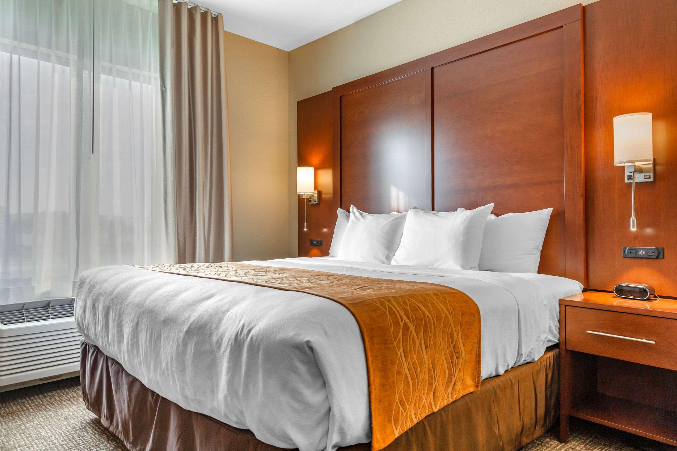Comfort Inn & Suites Boise Airport מראה חיצוני תמונה