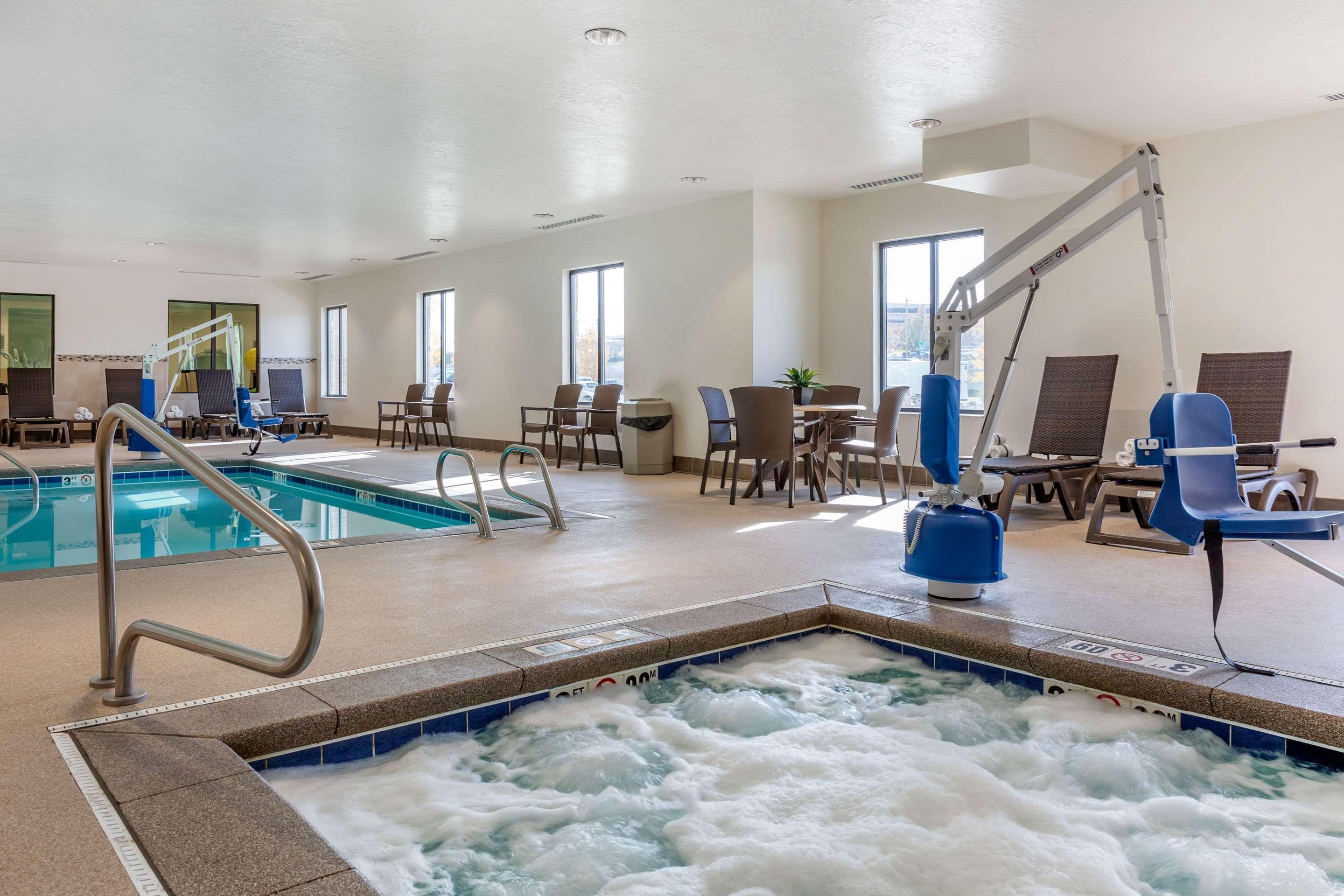 Comfort Inn & Suites Boise Airport מראה חיצוני תמונה