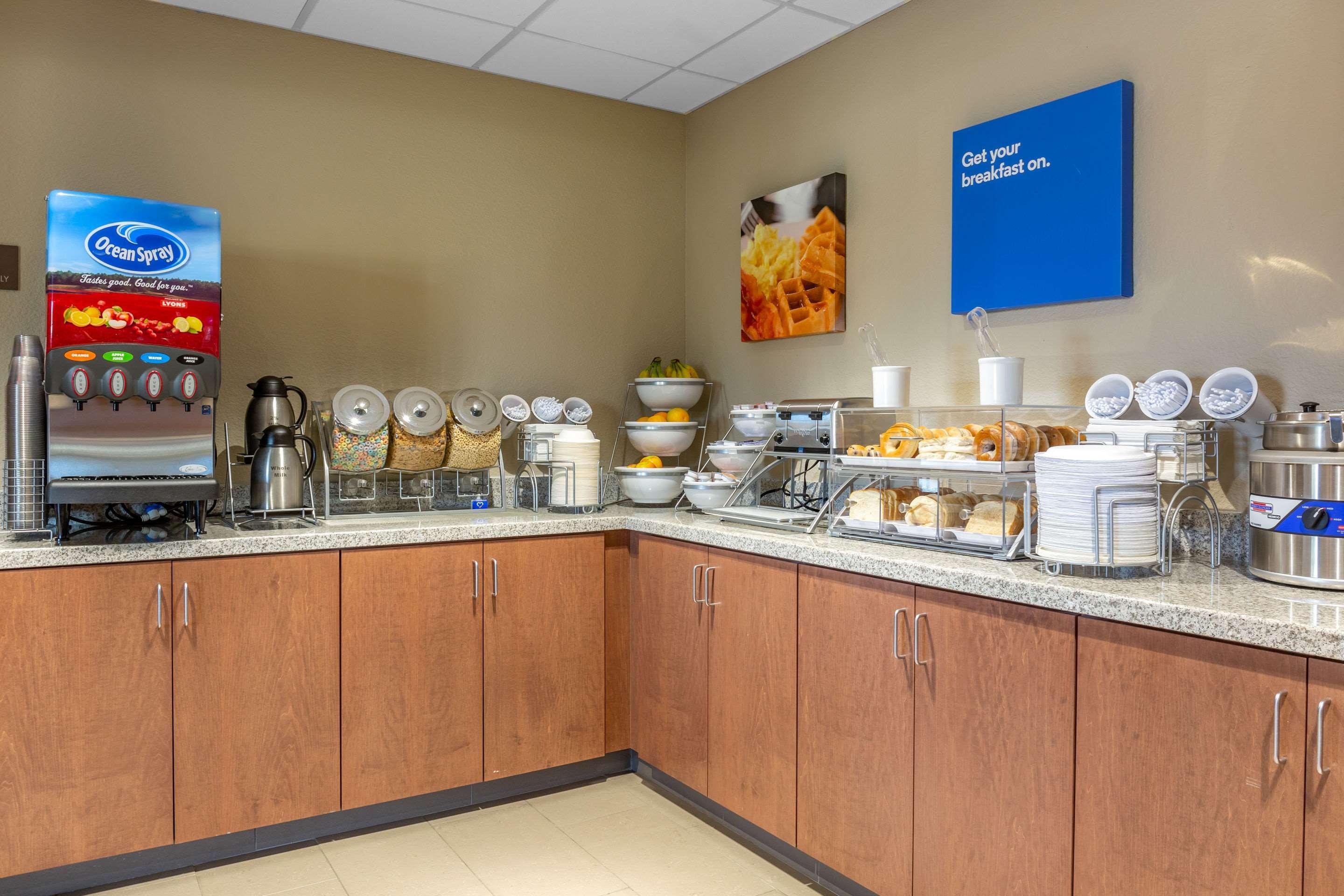 Comfort Inn & Suites Boise Airport מראה חיצוני תמונה