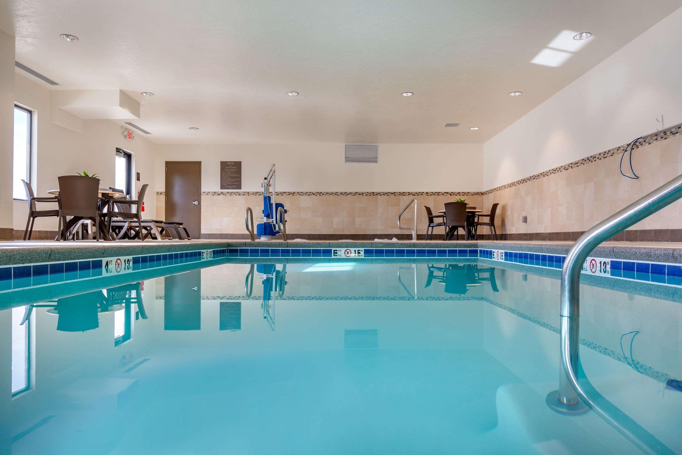 Comfort Inn & Suites Boise Airport מראה חיצוני תמונה
